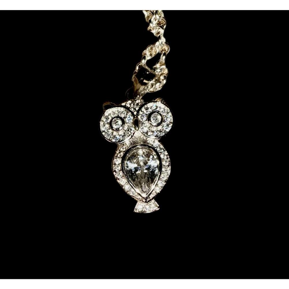 # Owl Topez Necklace